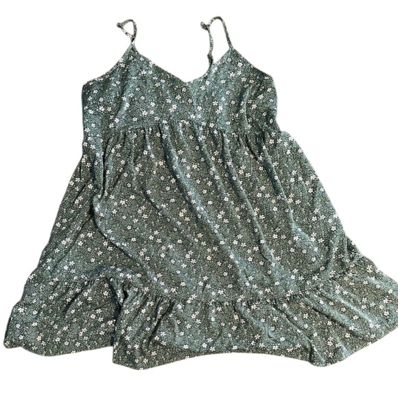 SHEIN Floral Sundress - Picture 1 of 3